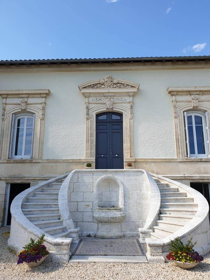 entree-porte-bleue