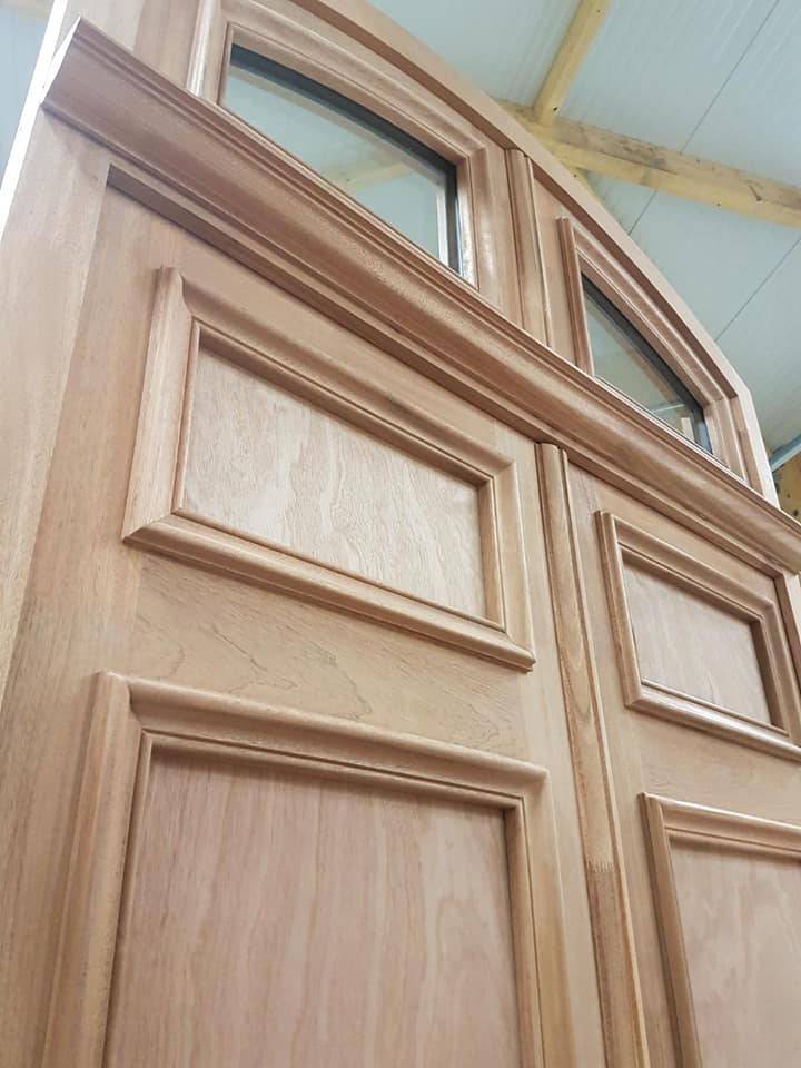 porte-bois-petites-vitres