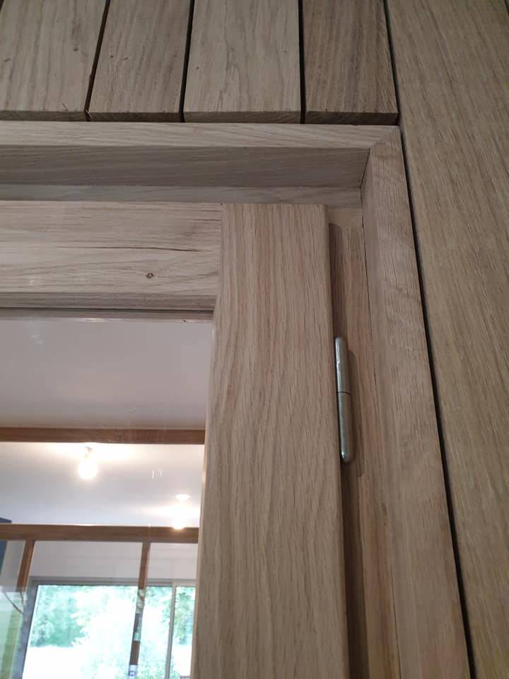 porte-bois-clair-gros-plan