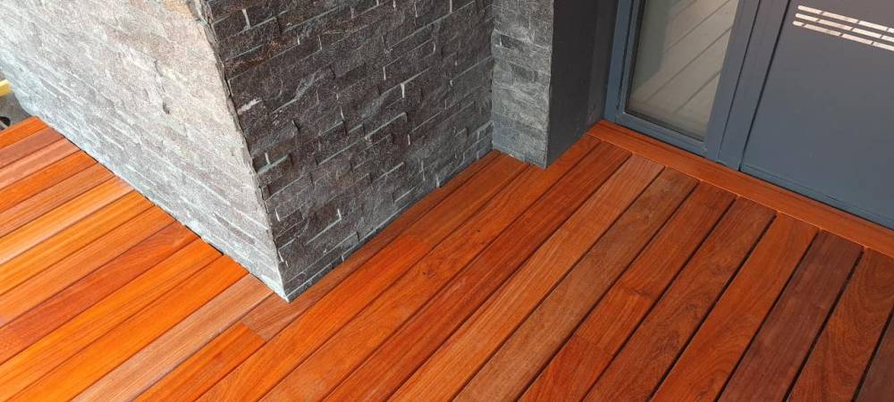 terrasse-mur-pierres